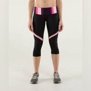 Lululemon Athletica Black and Pink Capris with Stretchy Fabric